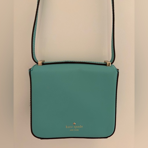EUC Kate Spade Turquoise Leather Crossbody with Dust Bag $295 - Small/Medium - Picture 14 of 15